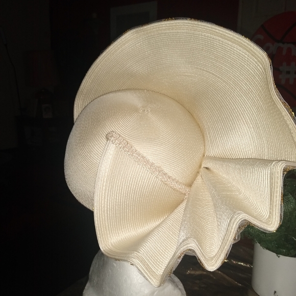 Hat, Church or whatever. - Picture 4 of 6